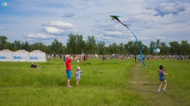 Зеленый