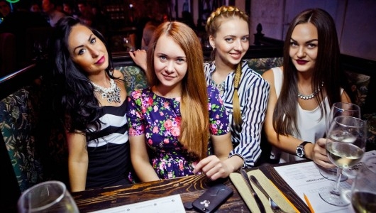 Воскресенье в DANDY HORSE