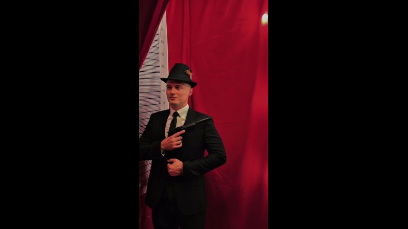 Clip by @pub_einstein