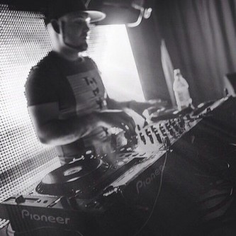 dj TuRin