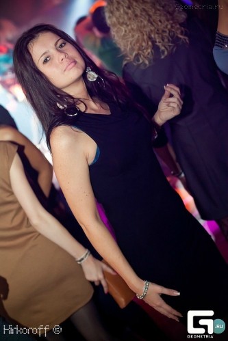 lady_na_metle