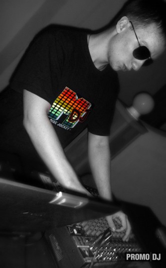 DeejayFiL