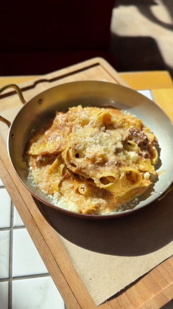 Паппарделле аль рагу ди гуанче в Sapore Italiano