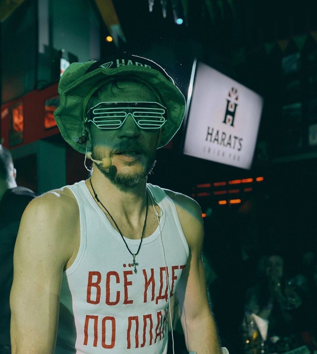 Пятничные вечера в Harat`s Pub на Большой Садовой, 64