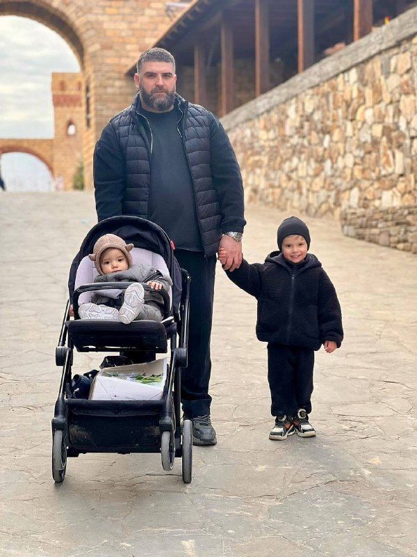 «Эрти» поздравляет пап с Днём отца