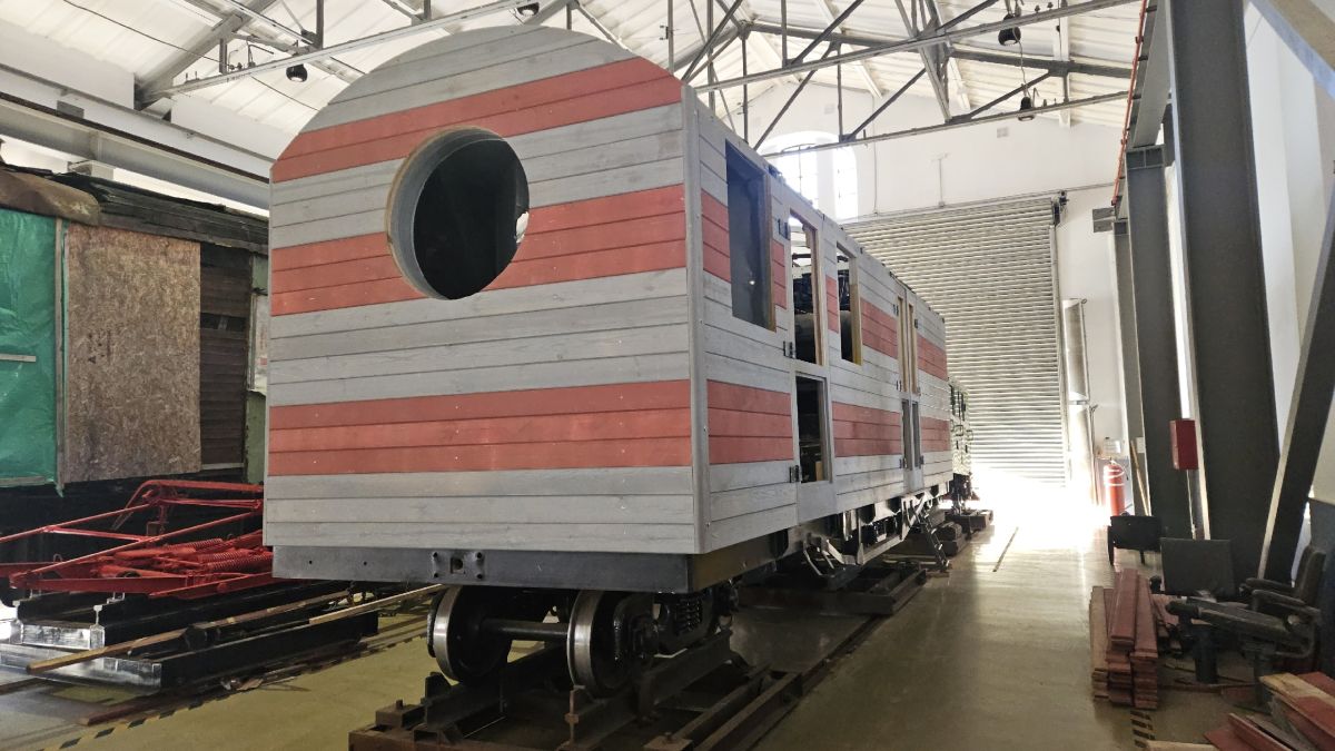 Реставрация вагона ППЭС-40 в музее узкоколейных дорог Екатеринбурга