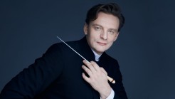 Красноярский академический симфонический оркестр. Дирижёр Антон Шабуров